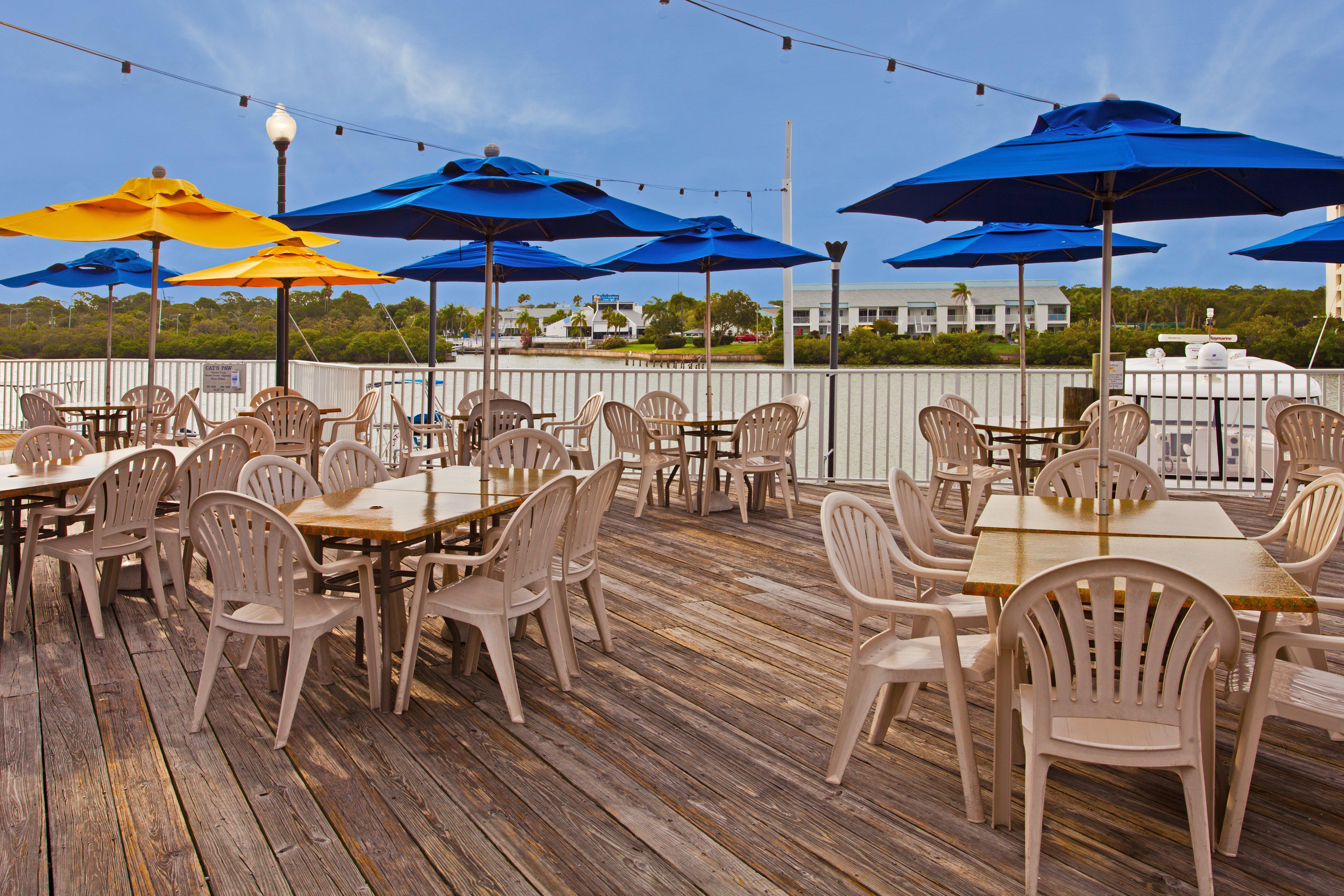 Holiday Inn & Suites Clearwater Beach S-Harbourside Екстериор снимка